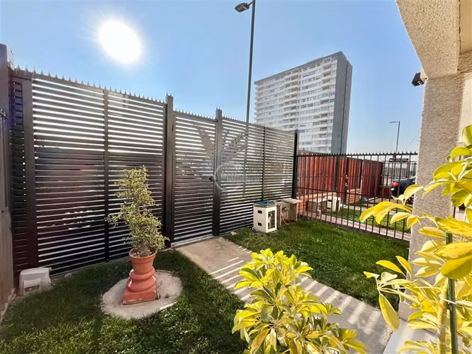 Casa en arriendo de 3 dorm. en Cerrillos
