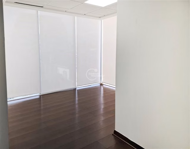 Oficinas en arriendo en Providencia, Metro Manuel Montt