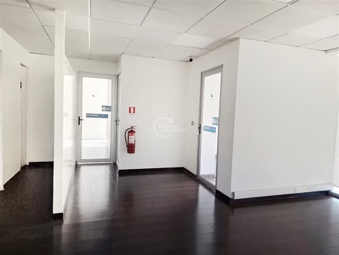 Oficinas en arriendo en Providencia, Metro Manuel Montt