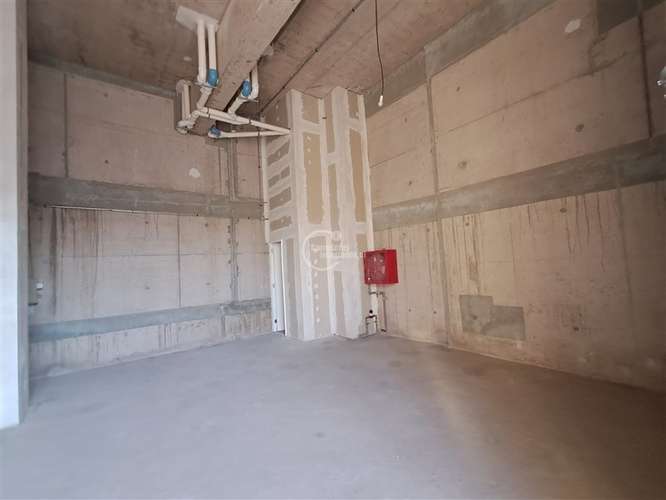 Local Comercial Primer piso Edificio Residencial CCTV - Imagen 6