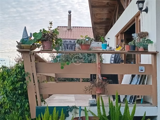 565 m2, Con Piscina. 3 dorm. 3 baños en Olmué