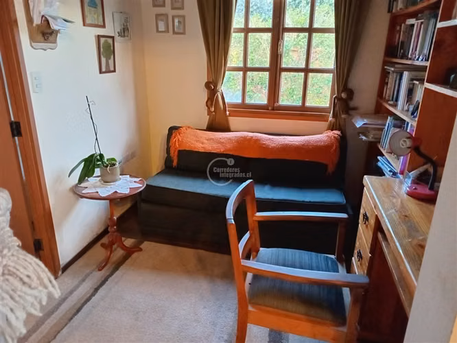 565 m2, Con Piscina. 3 dorm. 3 baños en Olmué