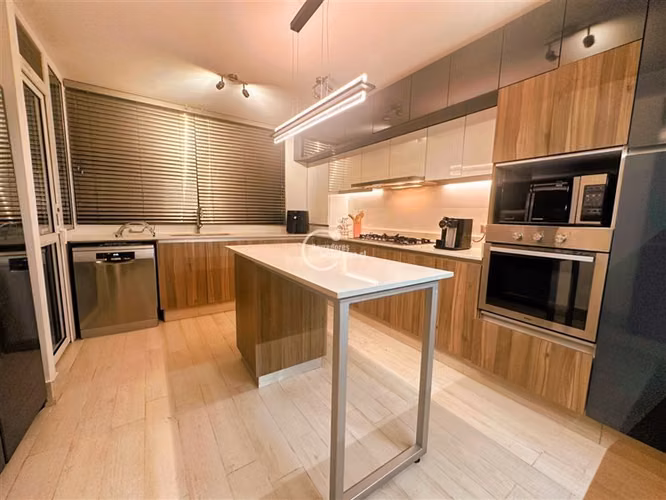 Exclusivo depto con azotea, piscina y quincho privado, 2 EST