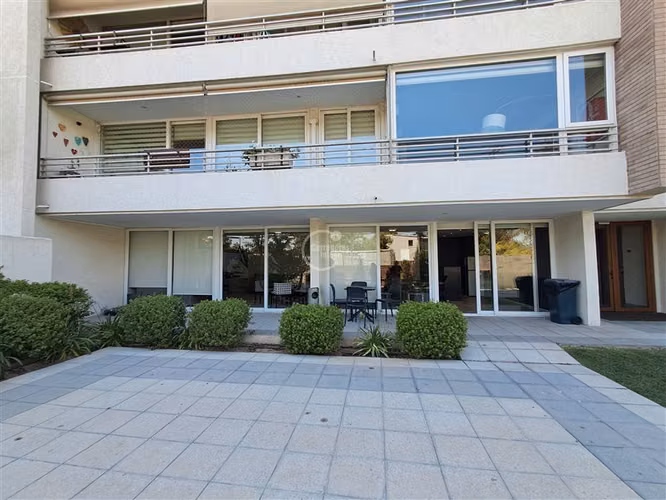UF 7.900 Depto venta de 3 D. 2 B - 2 Est 1 Bodega La Reina
