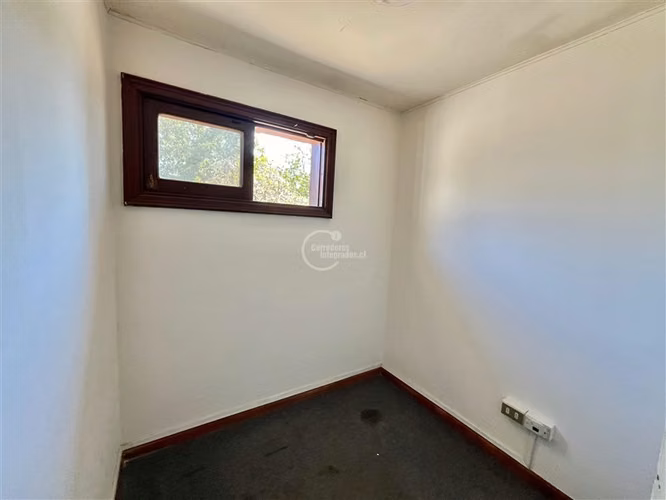 Oficina en arriendo en La Cisterna