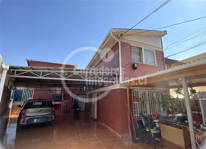 Casa en venta de 12 dorm. en La Florida