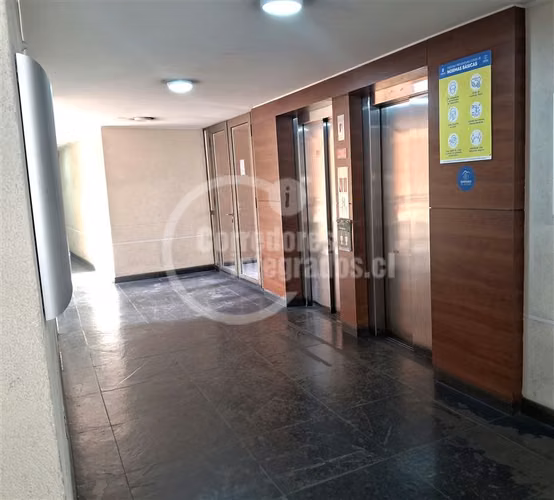 54 m2. 2 dormitorios. 2 baños. metro Toesca