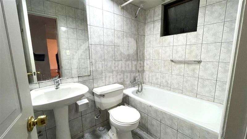 2 Dormitorios, 1 Baño, 1 Bodega en Barrio Yungay - Imagen 11