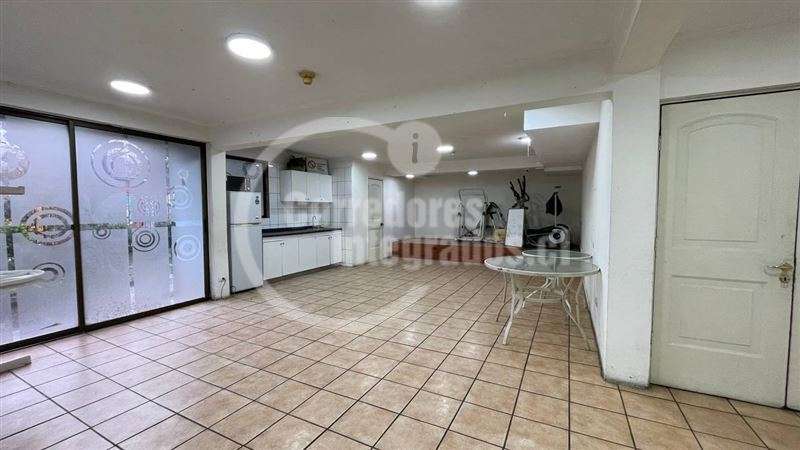 2 Dormitorios, 1 Baño, 1 Bodega en Barrio Yungay - Imagen 19