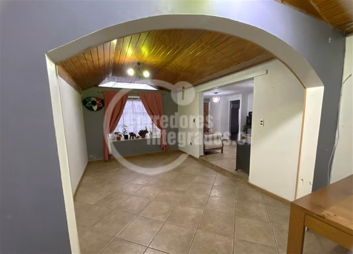 Casa en venta de 3 dorm. en Puente Alto