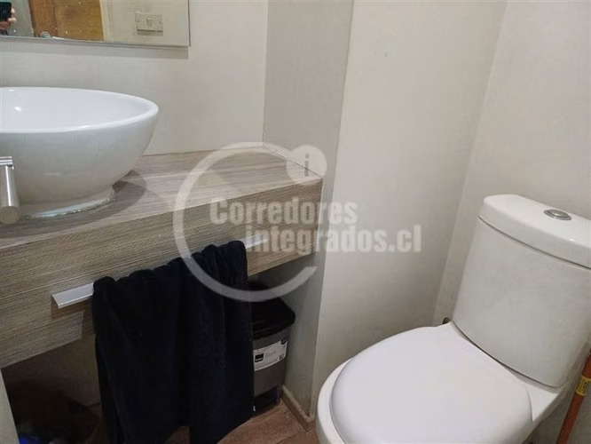 Oficina en venta en Ñuñoa buena ubicacion cerca del metro.