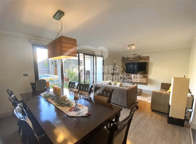 Casa en venta de 3 dorm. en Puente Alto
