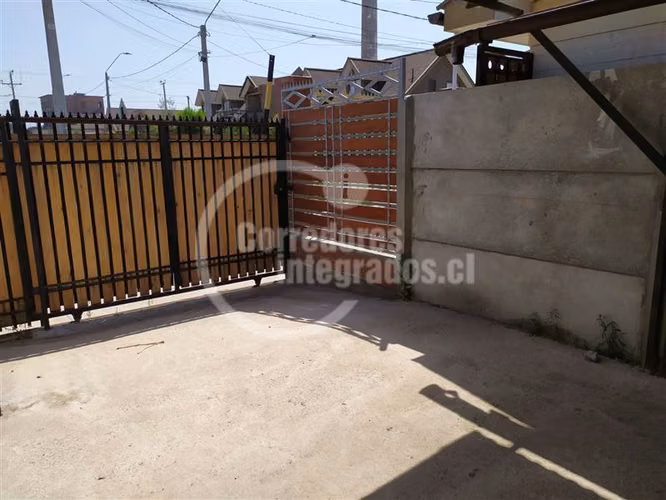 Casa en venta de 3 dorm. en Quillota