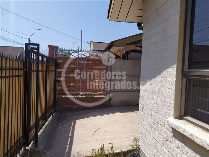 Casa en venta de 3 dorm. en Quillota