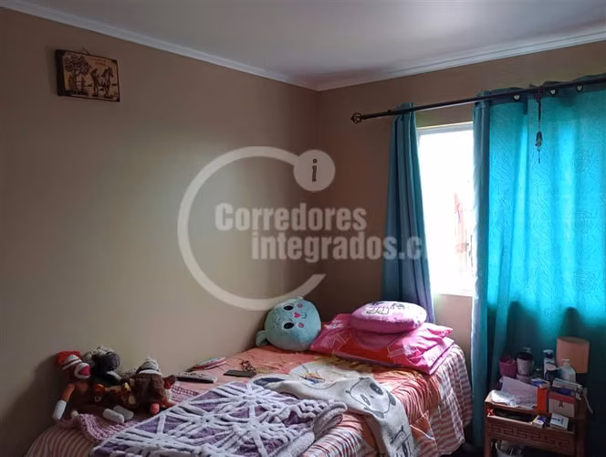 Casa, 7 Dorm. en Sector Tranquilo De Til Til.