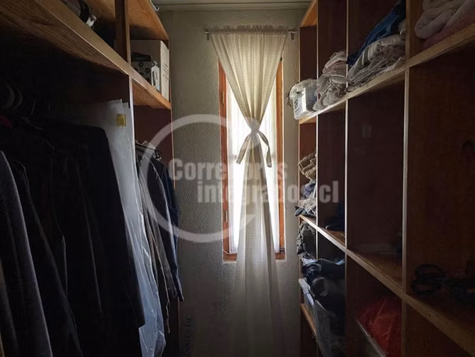 Casa en venta de 4 dorm. en Pirque