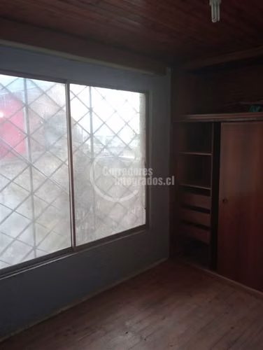 Casa en venta de 4 dorm. en Lo Prado