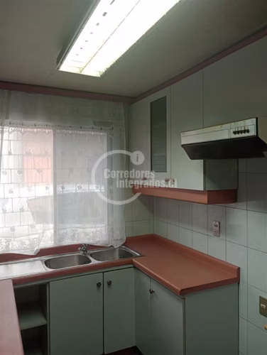 Casa en venta de 4 dorm. en Lo Prado
