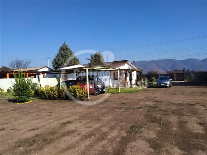 Casa en venta de 3 dorm. en Nogales