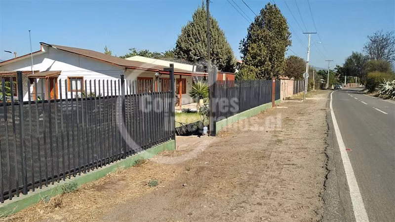 Casa en venta de 3 dorm. en Nogales