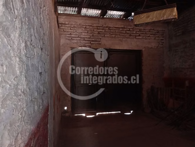 Casa en venta de 6 dorm. en Santiago