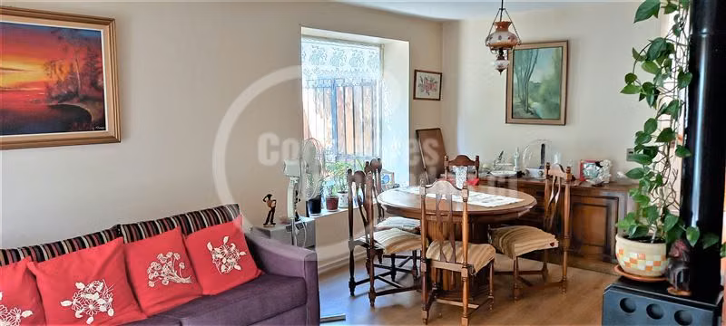 2 PISOS. 240 M2. 4 dorm. 2 Baños. en Peñalolén