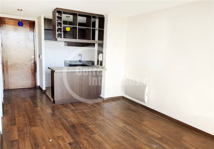 Lindo departamento año 2015, cercano metro, impecable