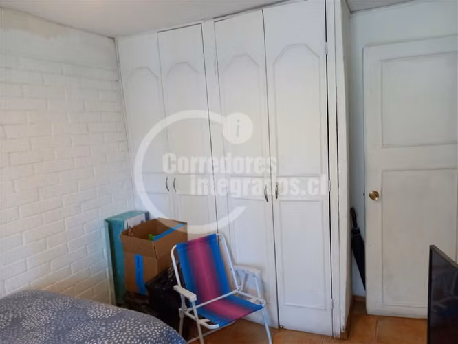 Casa en venta de 4 dorm. en La Florida