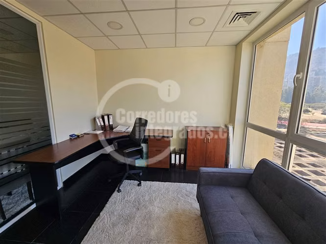 Oficina en venta en Huechuraba