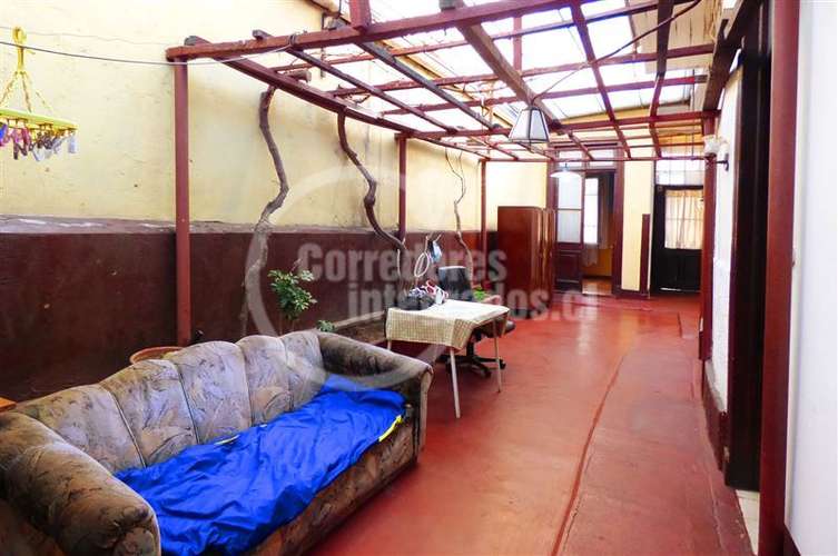 Casa en venta de 5 dorm. en Santiago - Imagen 2