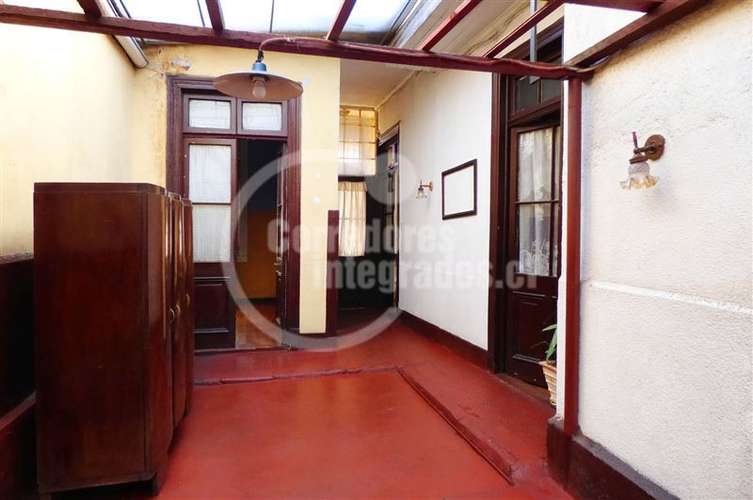 Casa en venta de 5 dorm. en Santiago - Imagen 1