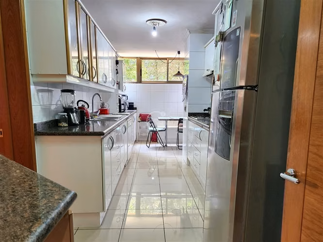 Departamento en venta de 4 dorm. en Las Condes - Imagen 9