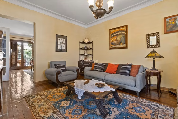 OPORTUNIDAD UNICA. Casa en venta de 6 dorm. en Providencia