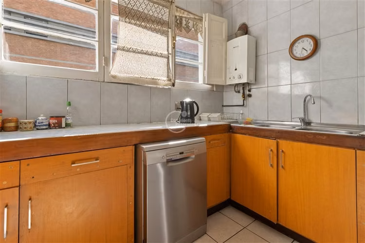 OPORTUNIDAD UNICA. Casa en venta de 6 dorm. en Providencia