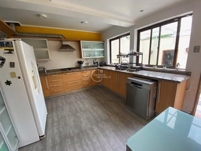 Casa en venta de 3 dorm. en Ñuñoa