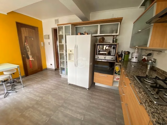 Casa en venta de 3 dorm. en Ñuñoa