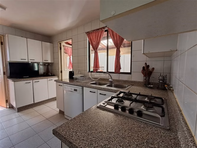 Casa en venta de 5 dorm. en Peñalolén