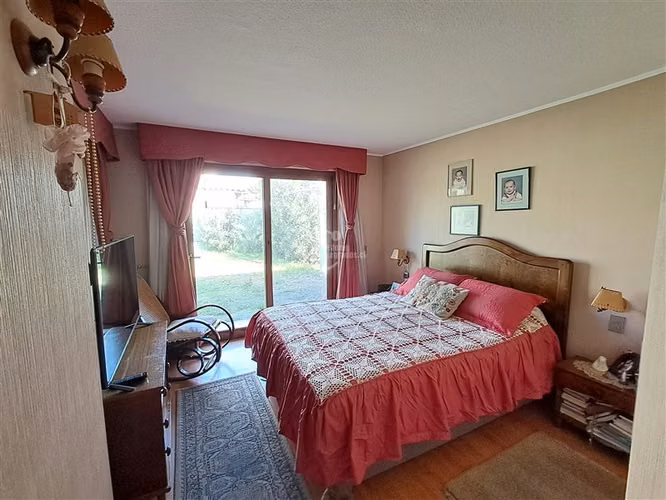 Casa en venta de 5 dorm. en Peñalolén