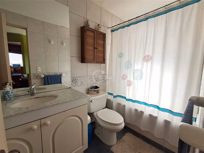 Casa en venta de 5 dorm. en Peñalolén