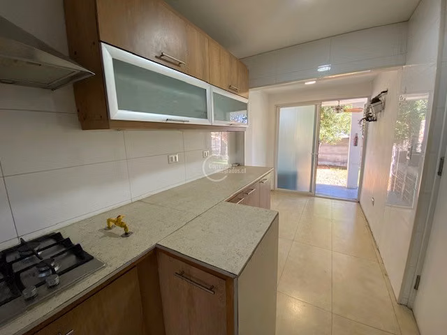 Casa en venta de 5 dorm. en La Reina
