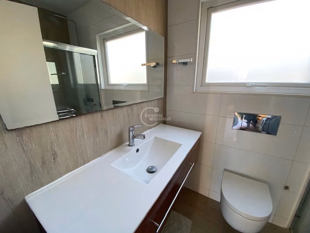 Casa en venta de 5 dorm. en La Reina