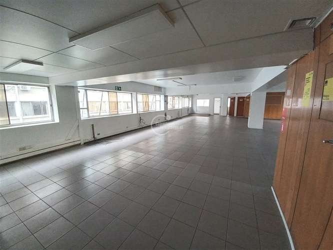 Oficina en arriendo en Santiago - Imagen 2