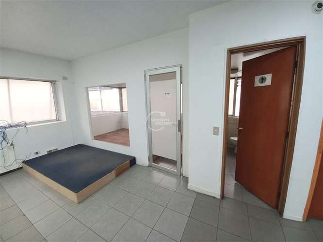 Oficina en arriendo en Santiago - Imagen 9