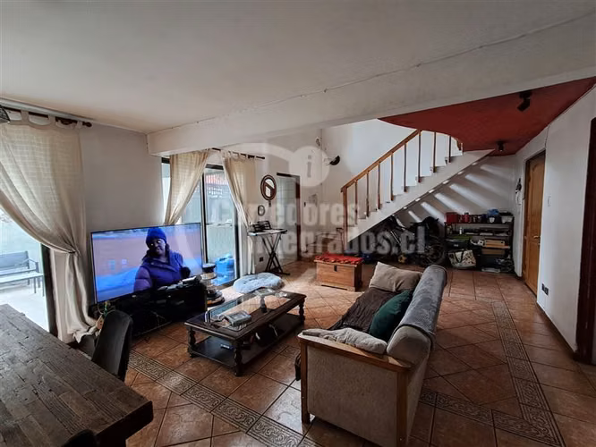 Casa en venta de 4 dorm. en Ñuñoa
