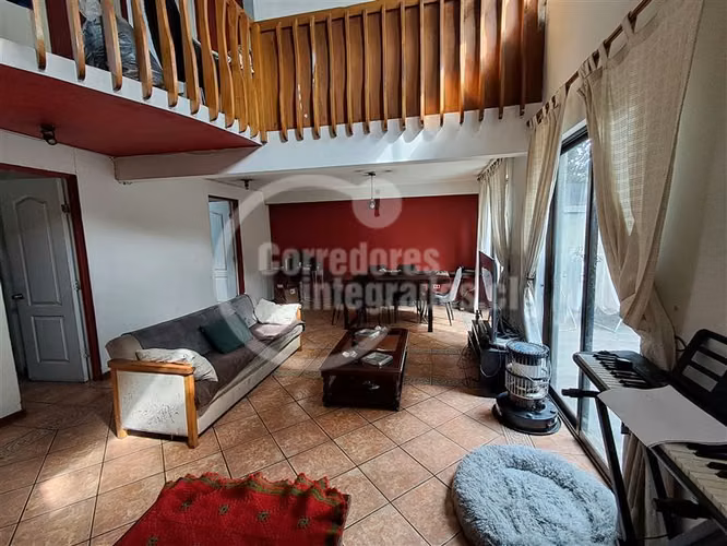 Casa en venta de 4 dorm. en Ñuñoa