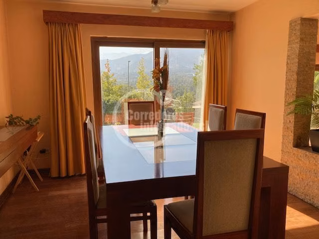 Casa en venta de 3 dorm. en Las Condes
