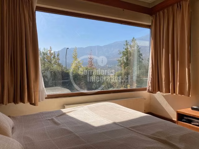 Casa en venta de 3 dorm. en Las Condes