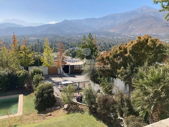 Casa en venta de 3 dorm. en Las Condes