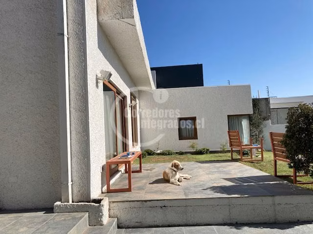 Casa en venta de 3 dorm. en Las Condes