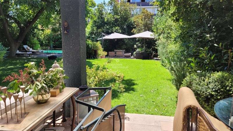 Casa en venta de 5 dorm. en Lo Barnechea - Imagen 2